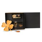 Kit Personalizado para Petiscos e Champanhe com Petisqueira de Bambu e Taça de Vidro